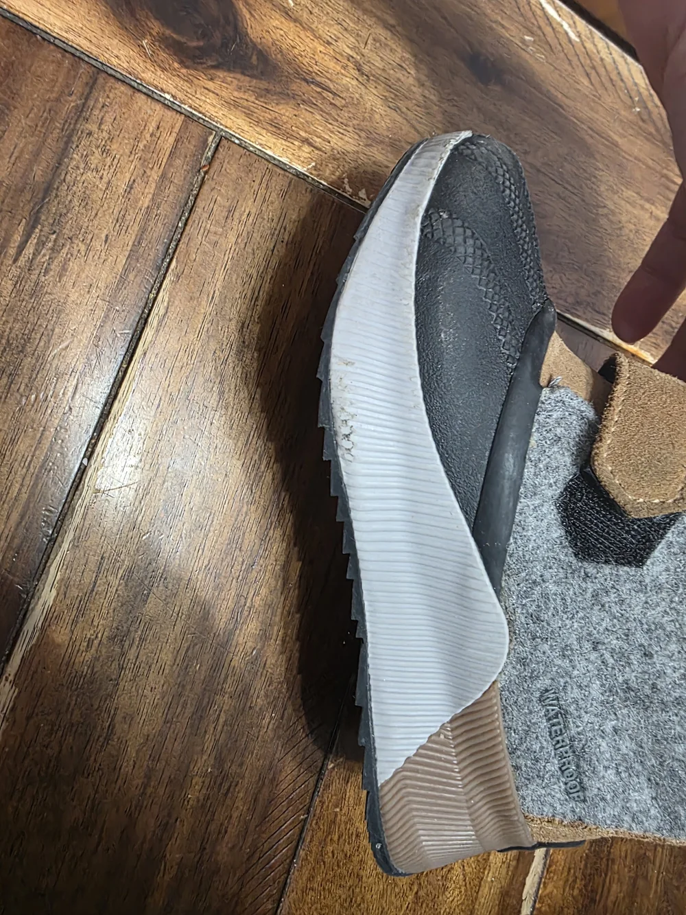 Sorel Out 'n About classic grip strap boots 11/29